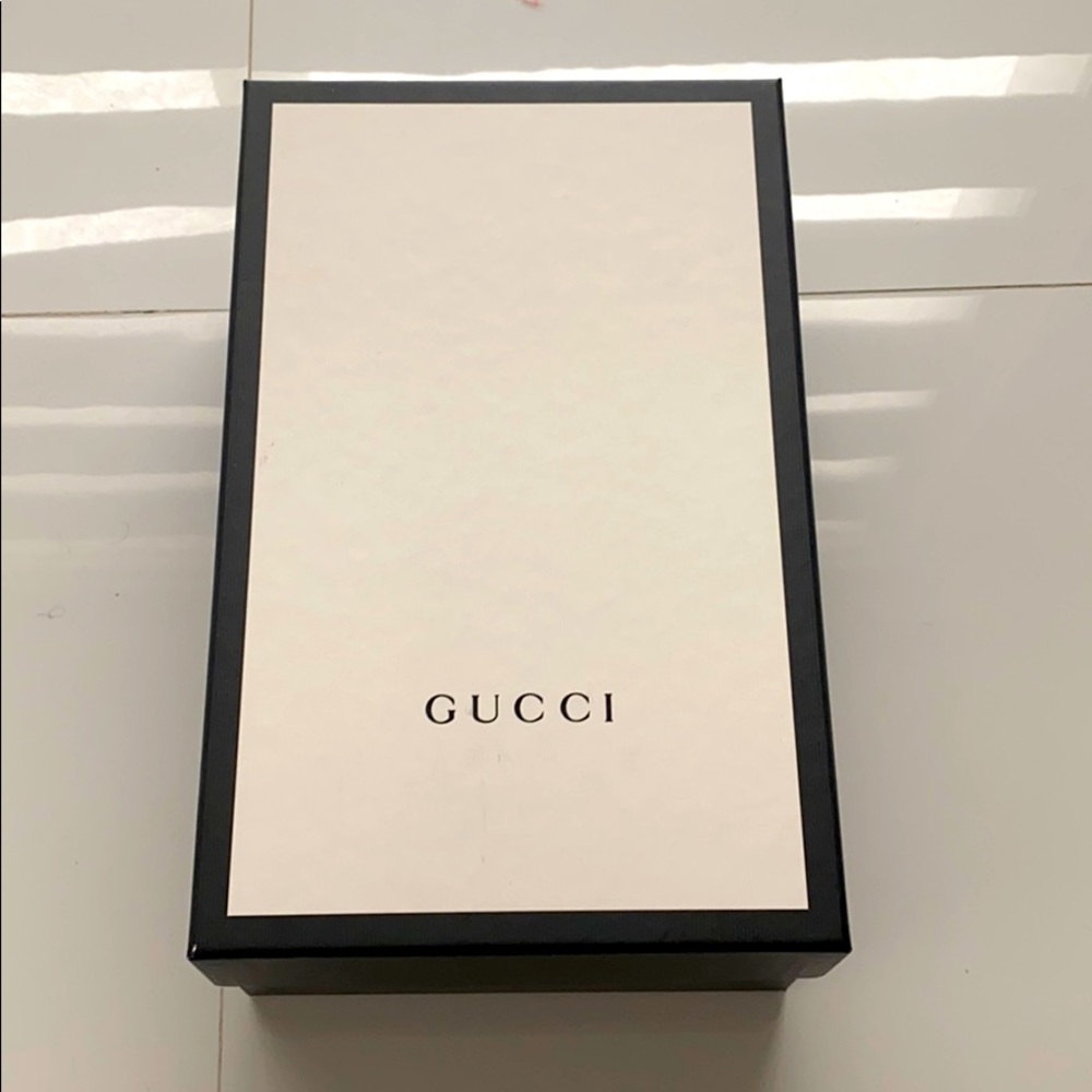 Gucci shoe box